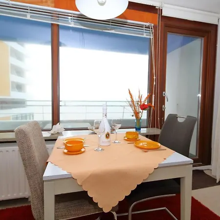 Haus-sylter-welle-5-39-wb Вестерланд