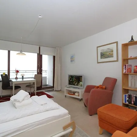Haus-sylter-welle-5-39-wb Вестерланд